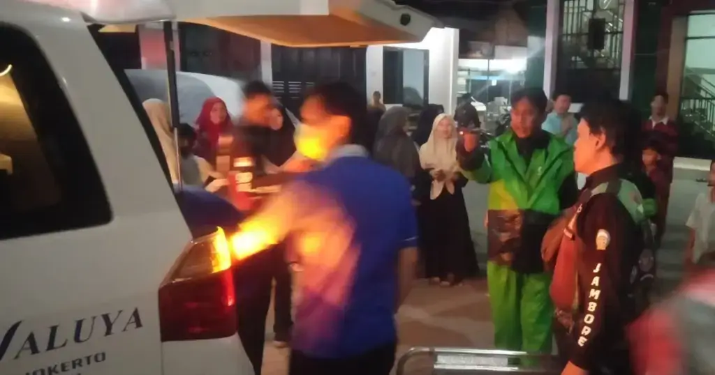 Evakuasi Korban Kecelakaan Respek Indonesia Siaga