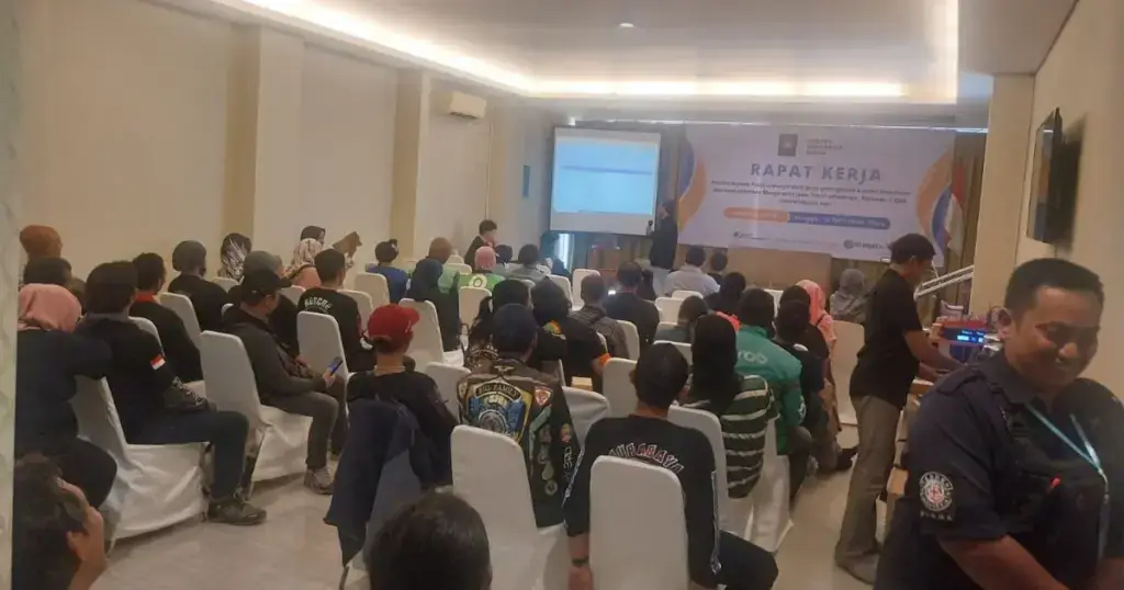 Suasana Rapat Kerja Yayasan Respek Indonesia SIaga di Moscha Hotel