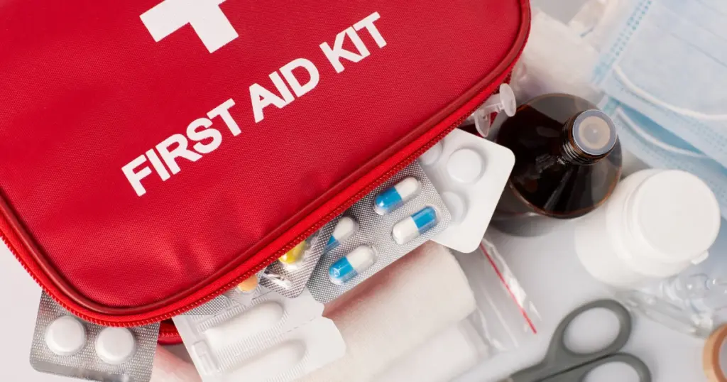 Perlengkapan Kotak P3K yang Wajib Dimiliki